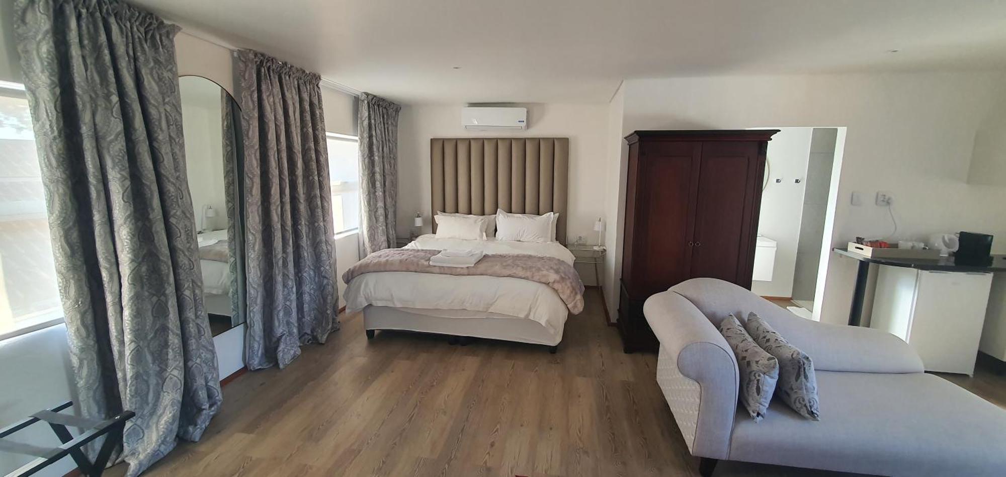Acacia Lodge Bloemfontein Extérieur photo
