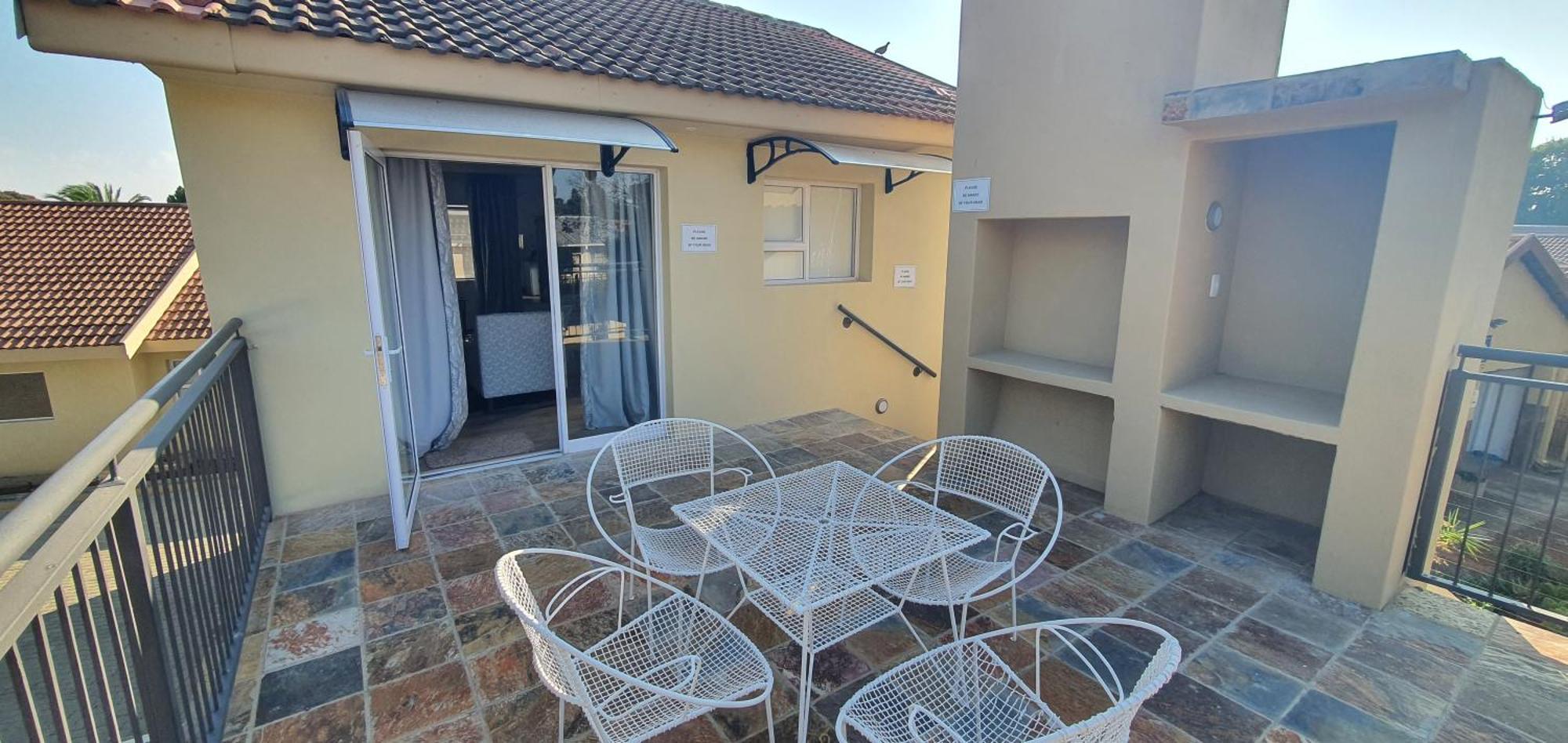 Acacia Lodge Bloemfontein Extérieur photo